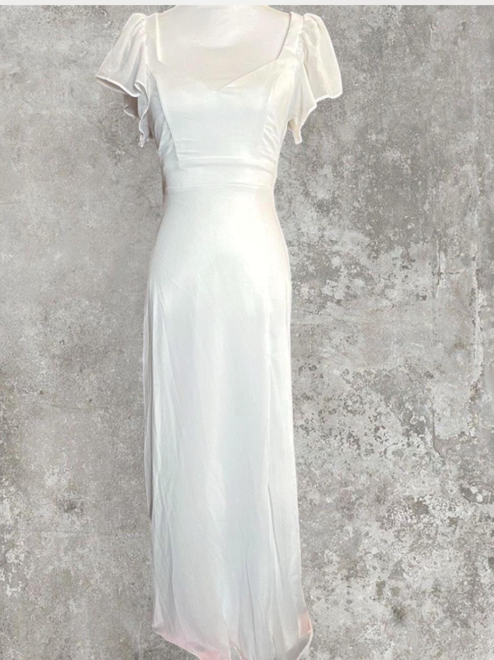 NWT Lulus White Sweetheart Flutter Sleeve Tie-Back Maxi Dress